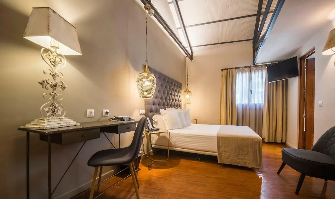 Abad Toledo Otel